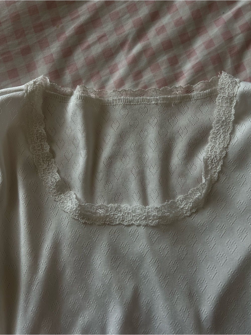EYELET TOP - Picture 4 of 4